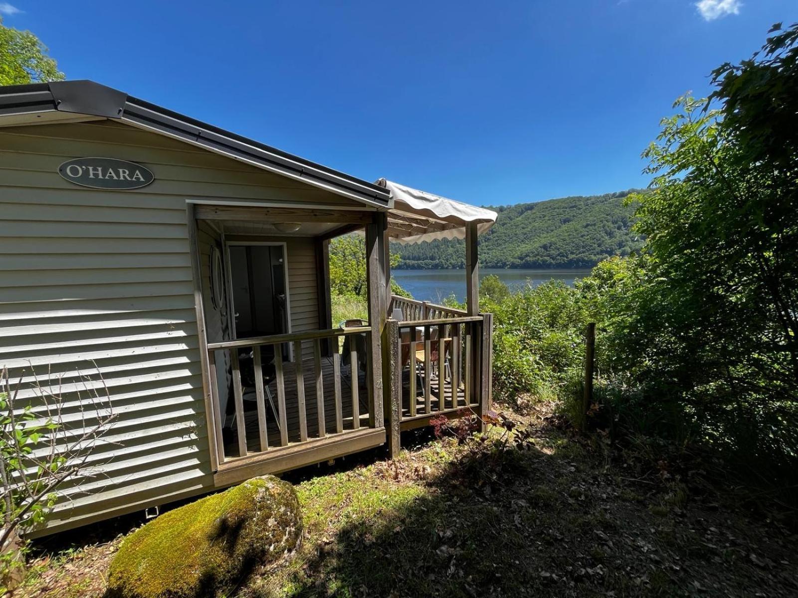 Camping La Source Therondels Camera foto