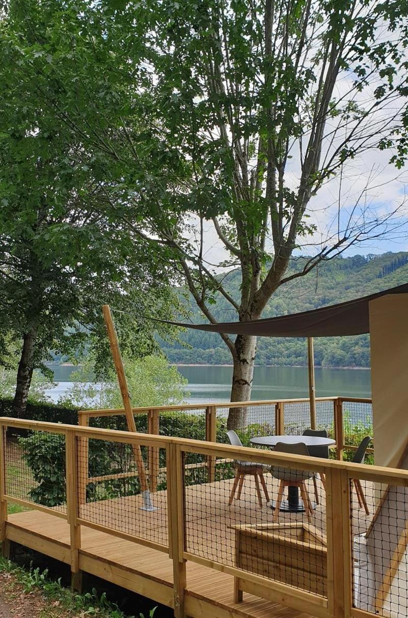 Camping La Source Therondels Esterno foto